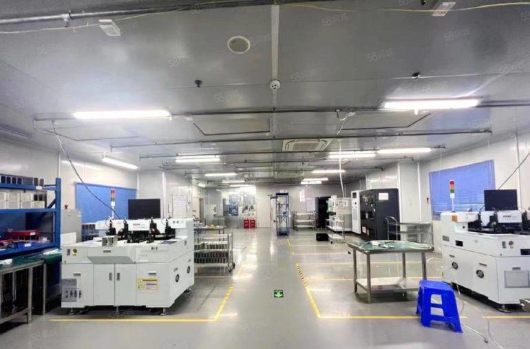 福永地铁口楼上800平精装修厂房出租带全新无尘车间 办公室