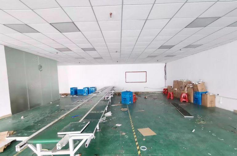 沙井黄埔东环路旁二楼200平方米精装修厂房出租