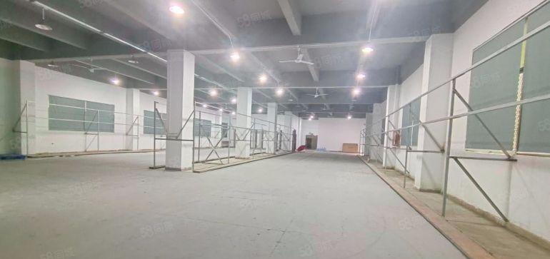 石岩物流园新出一楼厂房出租1500平带卸货平台空地超大可以分