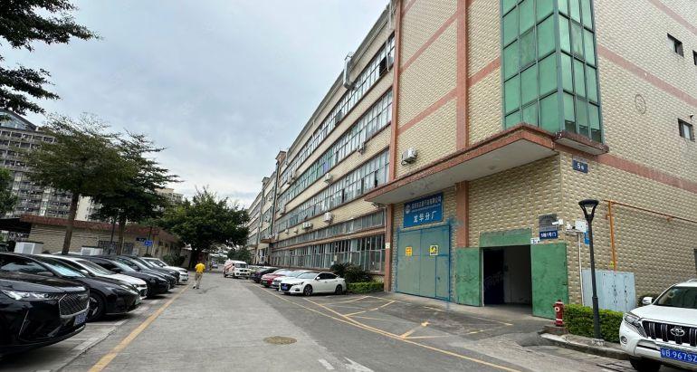 18元起福海街道2000平精装厂房出租，300平分组免租2月