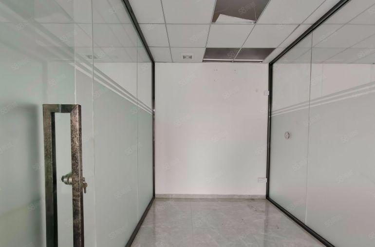 西乡洲石路恒丰工业城附近，1220平精装修厂房出租，租金25