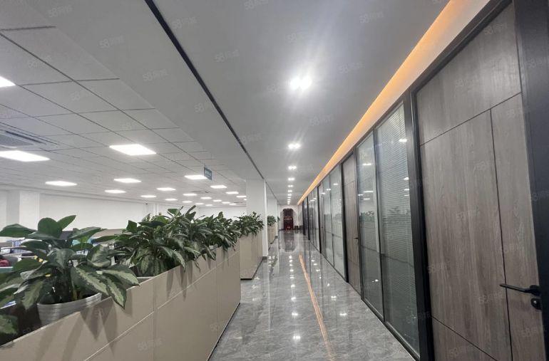 20元起松岗地铁口楼上800平精装修厂房出租仓库出租大小分租