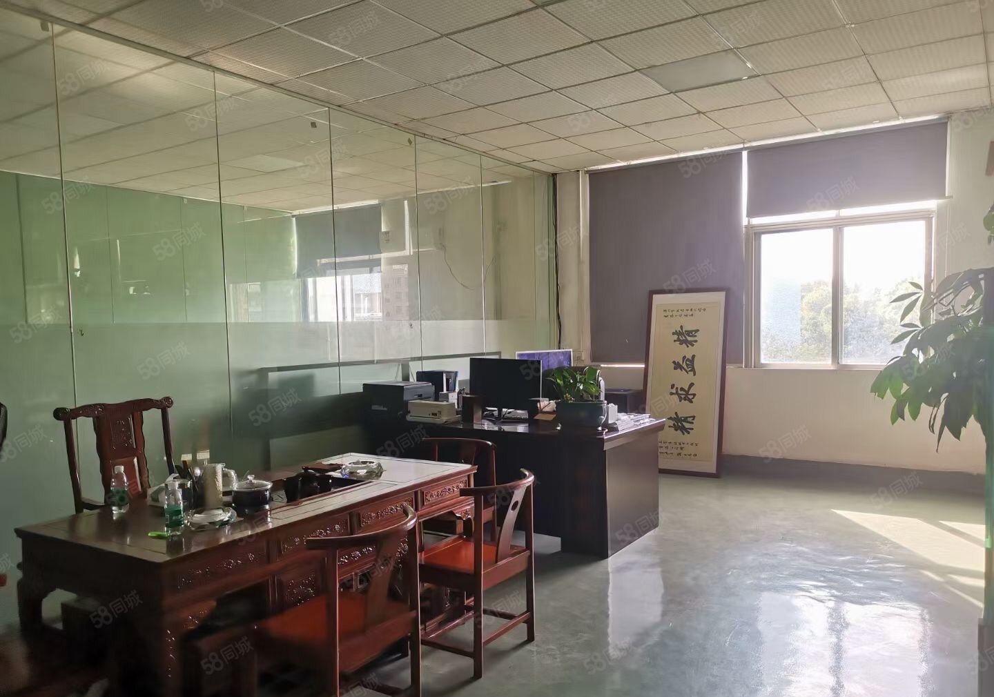 松岗沃尔玛附近 楼上新出750平方，带精装修厂房 水电齐全