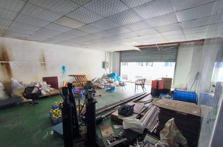 低价！沙井新桥第三工业区500平米精装修厂房和仓库出租采光好