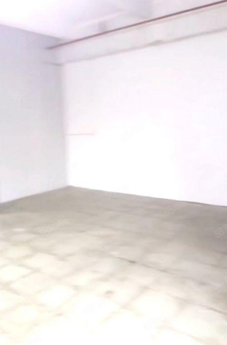 流塘地铁口精装厂房仓库50平100平200平300至5000