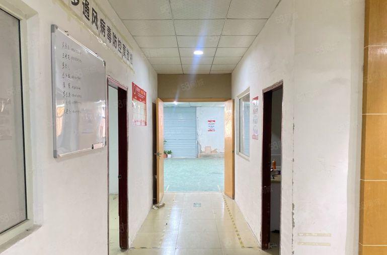 石岩经典小户型280平 租金21 水电到位 有3间办公室