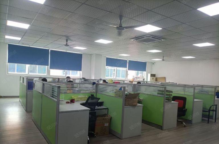 松岗沙浦围地铁口800平带装修低价厂房仓库出租一楼空地大