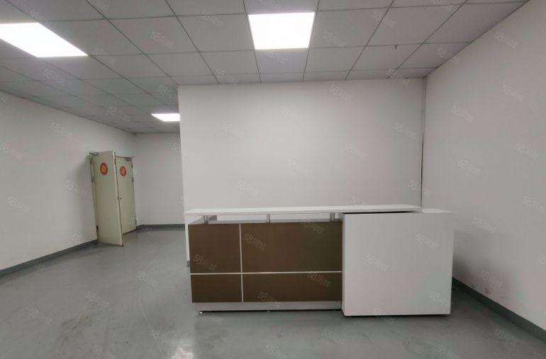 固戍大型园区，带装修880平厂房仓库原房东直租。使用率8.5