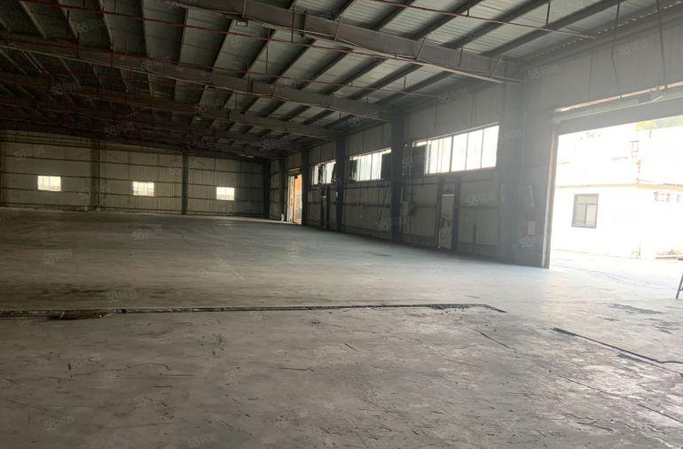 石岩塘头路口独院红本标准钢构8米高4700平方招租