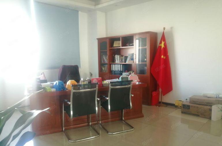 沙井街道新和大道边共和附近两层楼独院厂房2916平方出租