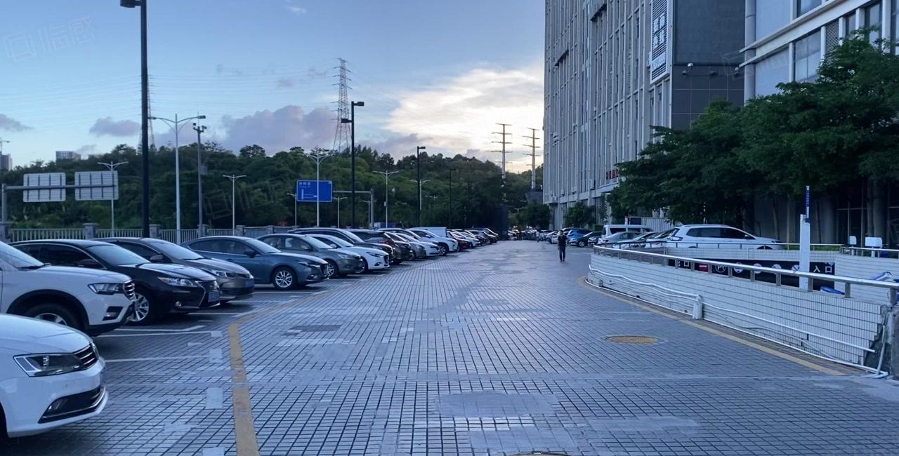 宝安西乡工业园2万平厂房出租500平分租一楼仓库有红本原房东