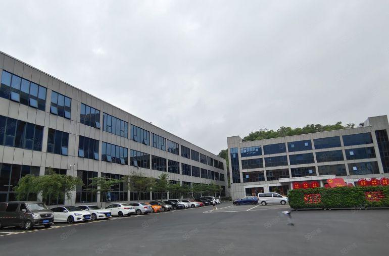 宝安松岗大洋田工业区2600平一二楼原房东厂房出租分租可环评