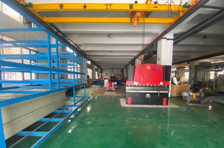 福永和平高速口原房东一楼2100平带行车厂房仓库低价出租