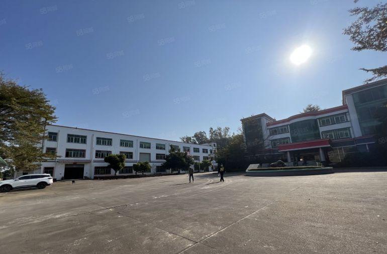 西乡超大空地红本独院厂房15000平方出租实际面积大小可分租