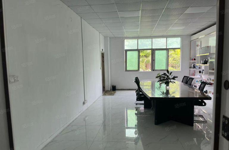 固戍地铁站附近带装修厂房面积1450平米厂房出租