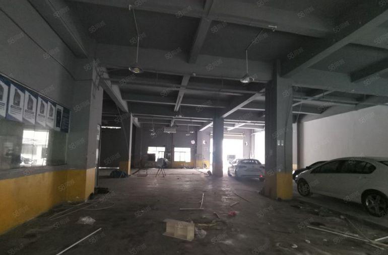 固戍村委直租厂房一楼725平可分241平带前台办公室可分租