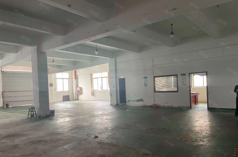 沙井新桥楼上500平精装修厂房带有两间办公室价格便宜可约看房