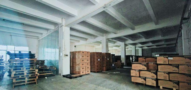 西乡固戍地铁口独门独院1楼500平，可进大车，适合物流快递