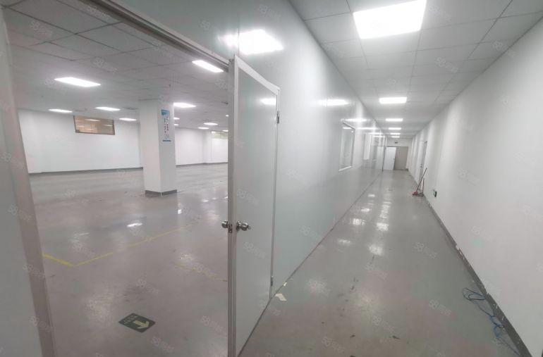 宝安沙井万丰海岸城对面精装修厂房1000平方水电齐全现成办公