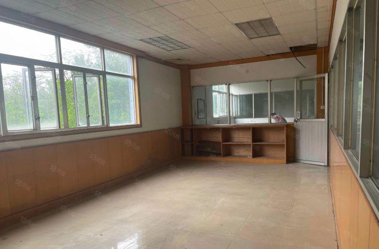 沙井西环路新出独门独院9000平方厂房内含3000平方单一层