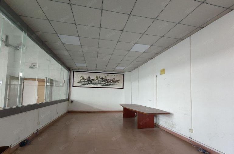 沙井新桥工业园厂房出租楼上450平办公光电模具电商仓库可分租