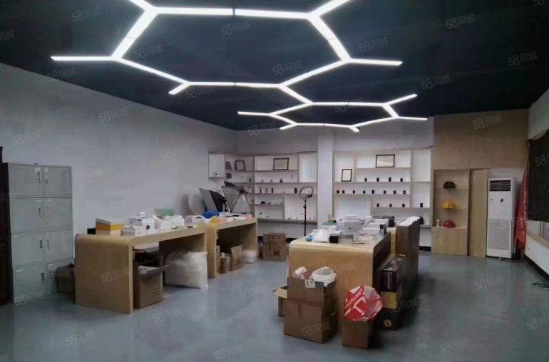 福永地铁口楼上800平精装修物流电商办公室厂房出租仓库分租