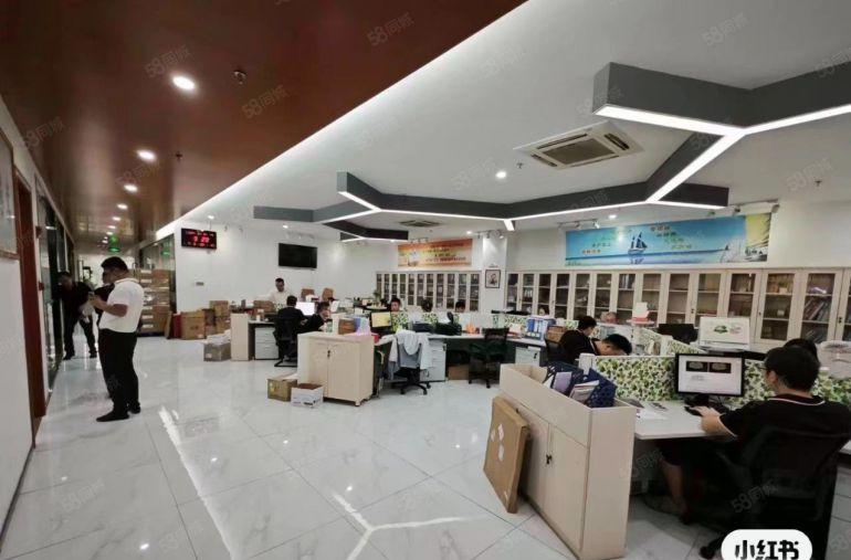 西乡固戍地铁口原房东楼上整层3500平精装修办公研发厂房出租