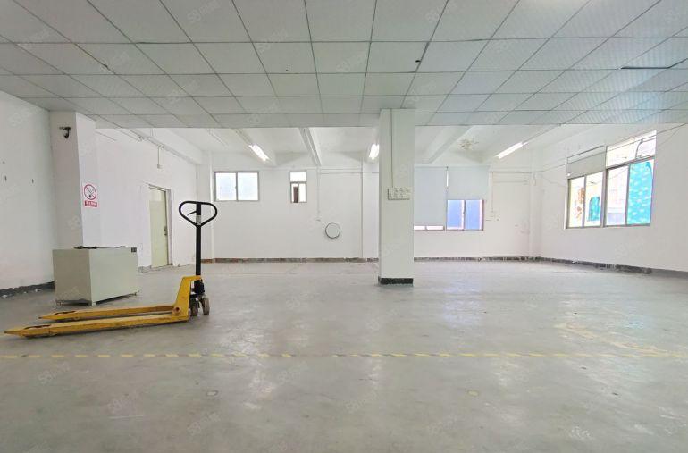 固戍一路，370平650平带带装修厂房仓库低价出租，水电齐全