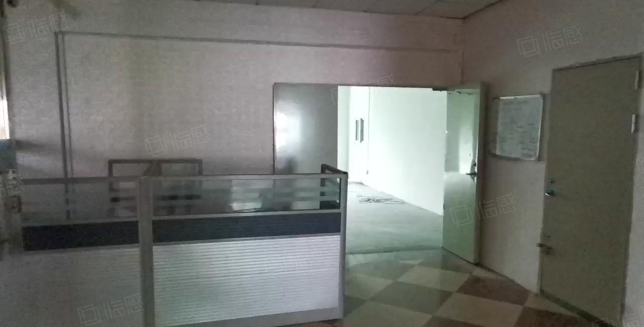 西乡鹤州九围洲石路260平带装修车间办公室原房东厂房出租