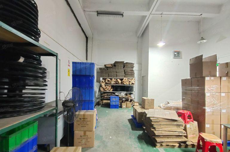 西乡固戍，大型工业园，一楼带装修497平厂房仓库，原房东出租