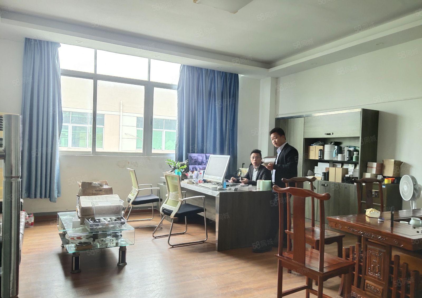 福永广深公路边3楼1200平方招租