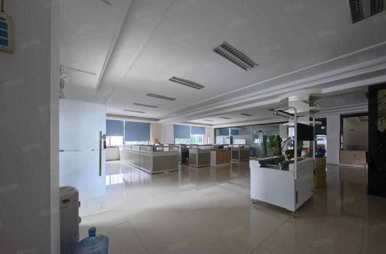 21元起松岗地铁口楼上300平精装修厂房出租仓库出租大小分租