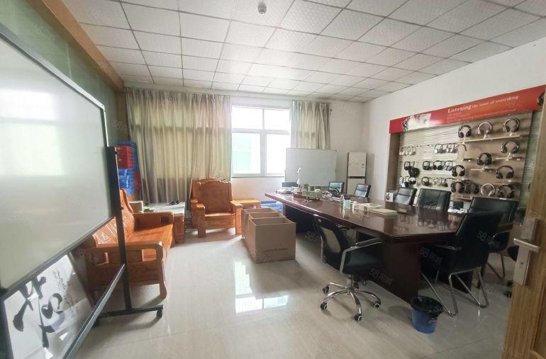 拎包入住，西乡107国道新出1580平精装修无转让费低价出租