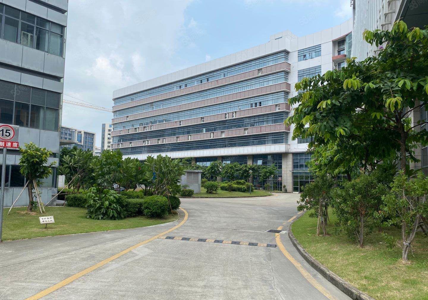 福永凤凰工业园2万平厂房出租800平起分租一楼仓库可办环