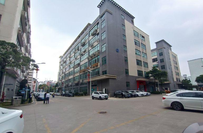 西乡主干到旁大型园区楼上1380平精装厂房仓库出租