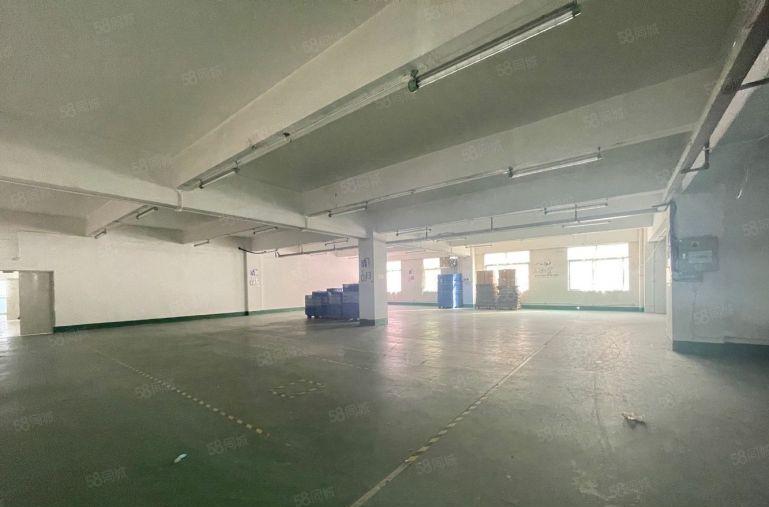 福永主干道楼上800平红本厂房现成办公加仓库可电商生产等