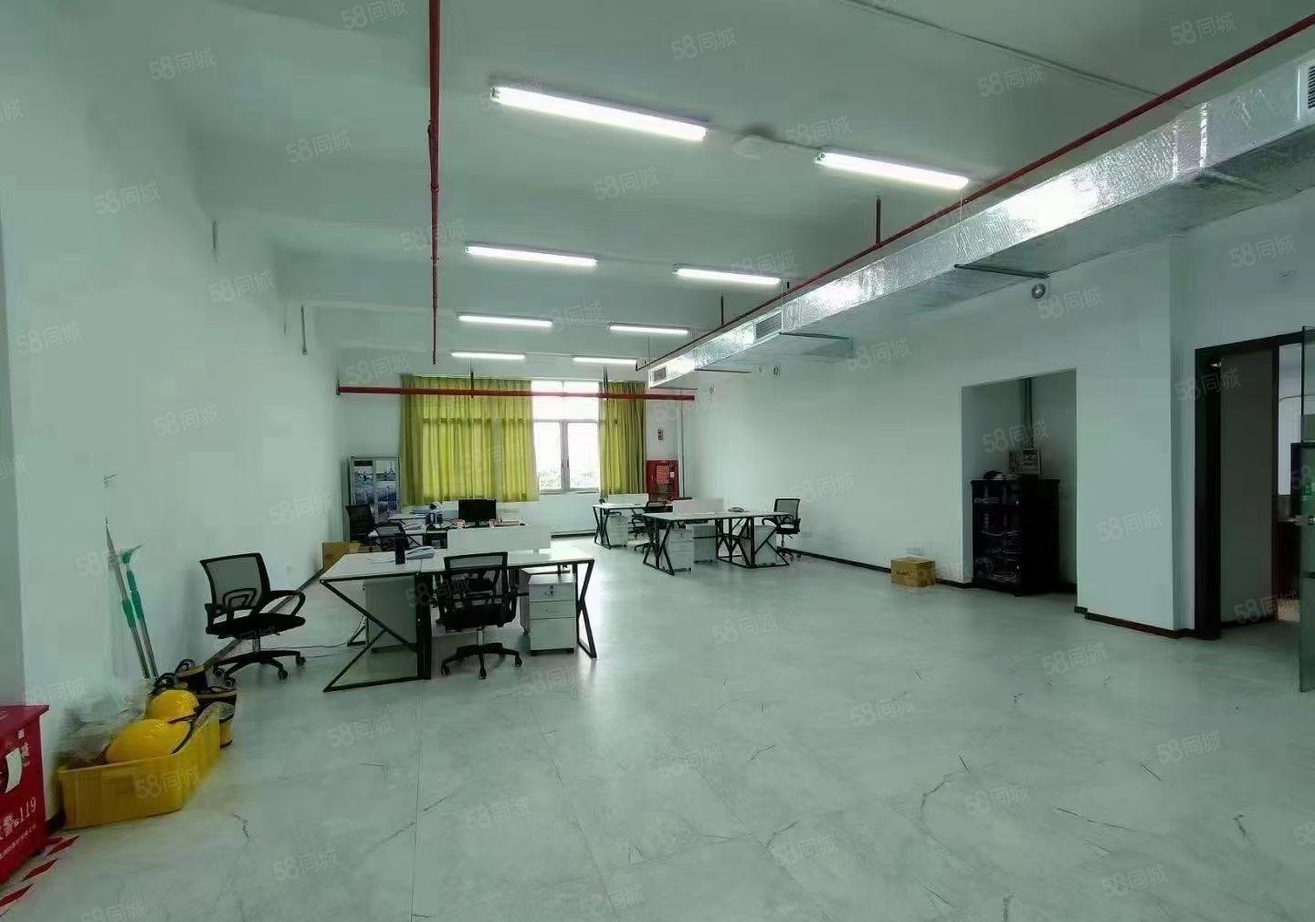 观澜高速口附近大型园区楼上5000平精装修厂房出租可分租
