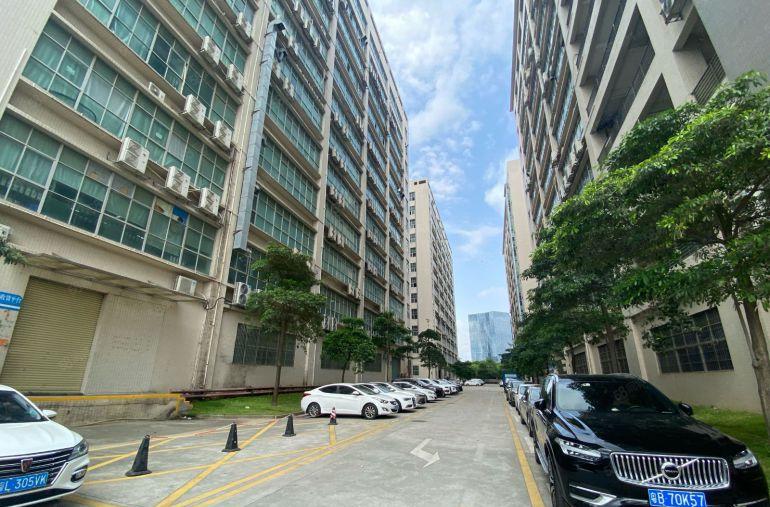 沙井新桥21元起政府桃花源目前7层空出2500每层带装修