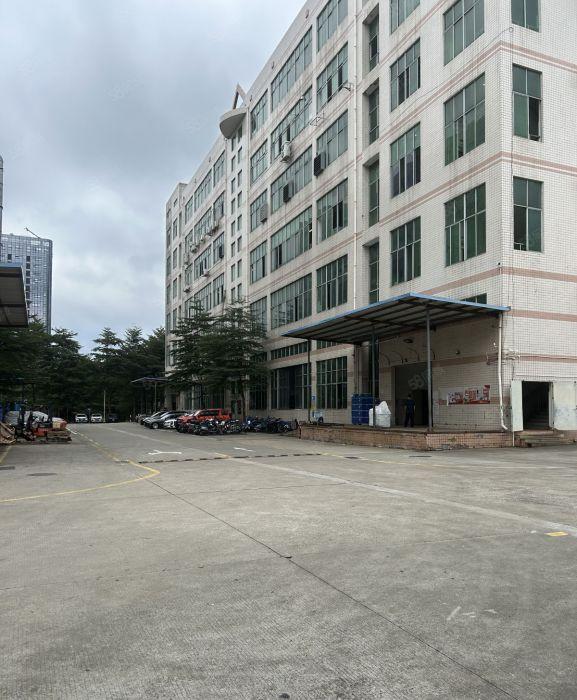 松岗燕川业主厂房出租2000平米大小可分租证件齐全交通便利