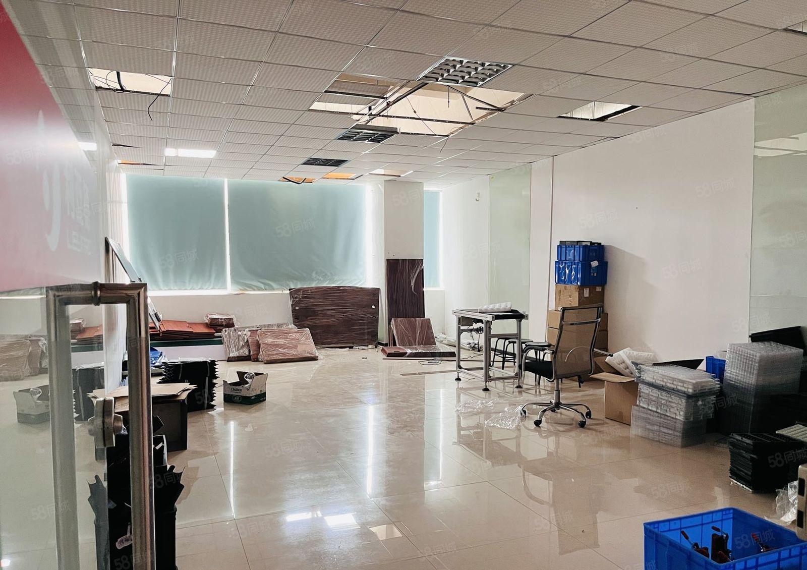 石岩水田龙大高速口楼上500起分精装有红本可办环评