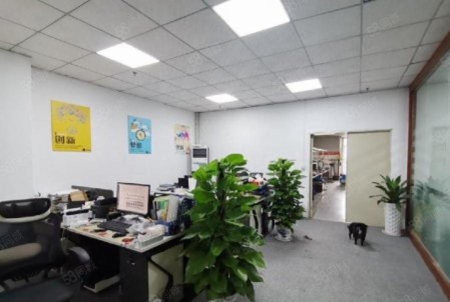 福永会展附近原房东楼上700平精装修厂房仓库出租，可办环评