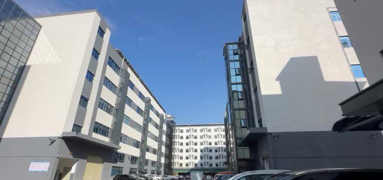 西乡地铁口20元楼上500平精装修厂房仓库出租水电齐全