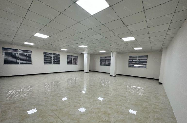 宝安沙井新天虹附近精装修厂房211平仓库出租。