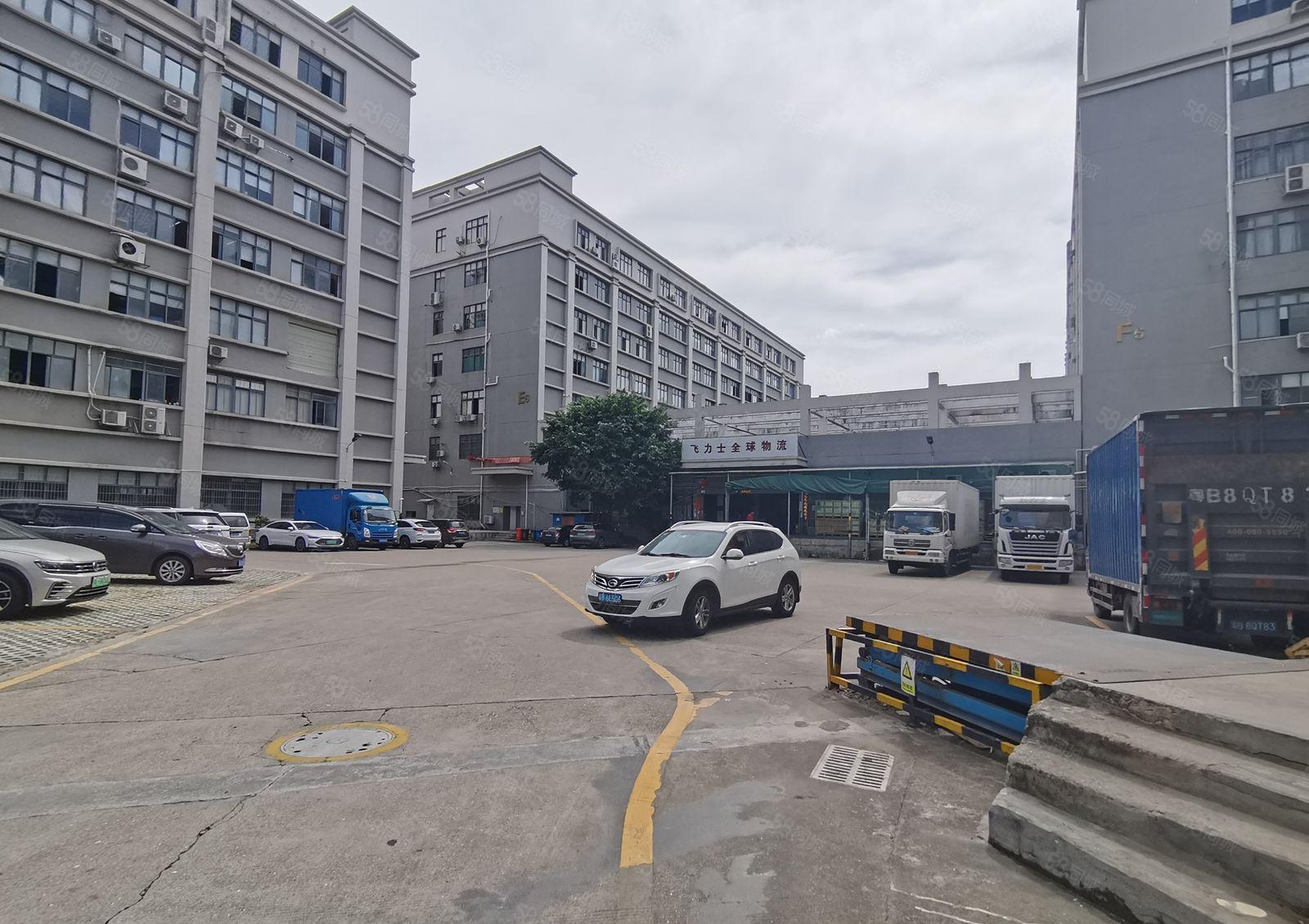 石岩北环地铁口附近7600平独院厂房出租空地大交通便利形象好