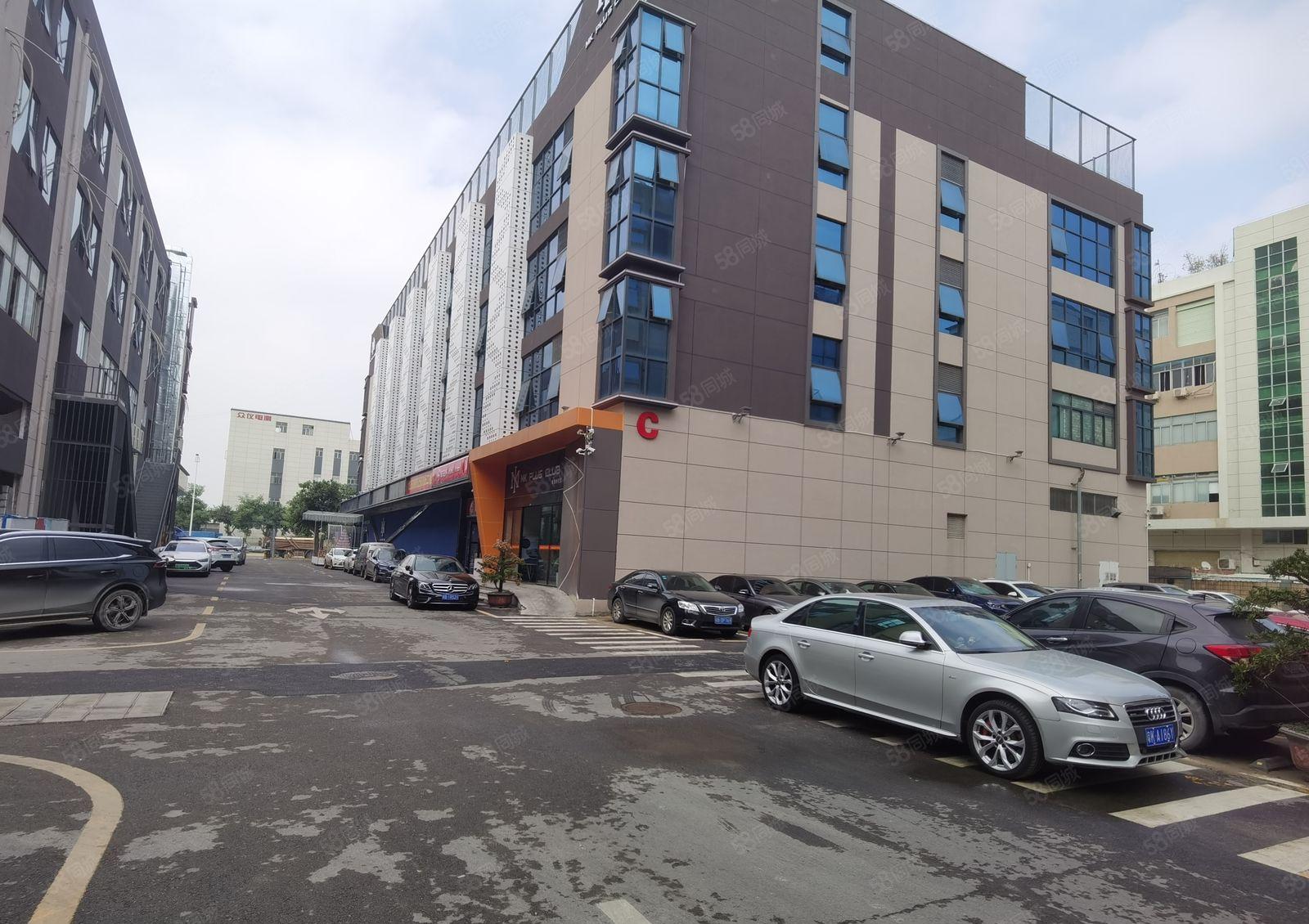 200起分租松岗碧头地铁站原房东红本厂房出租500平方，