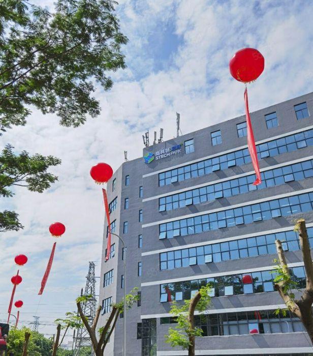 南山西丽留仙洞产业基地办公，研发368平全新精装修