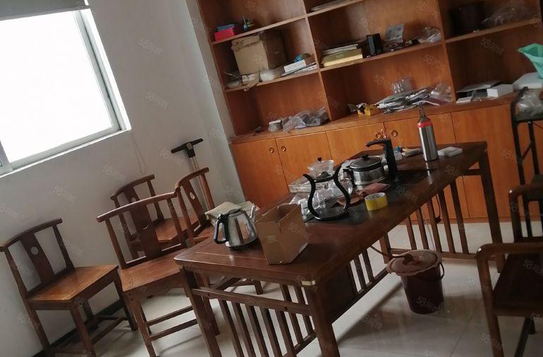 原房东厂房带精装修610平米出租 拎包入驻