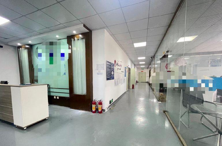 西乡固戍二路，电梯口位置，带装修650平厂房出租，拎包可用