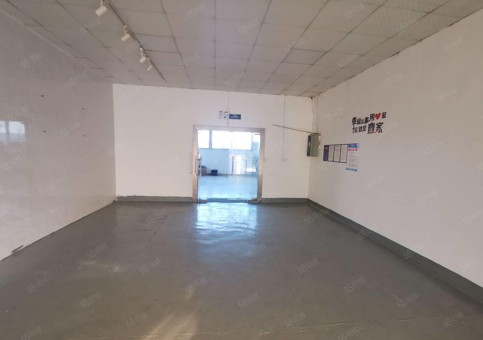 特价21西乡九围簕竹角600平带装修厂房出租水电到位交通便利