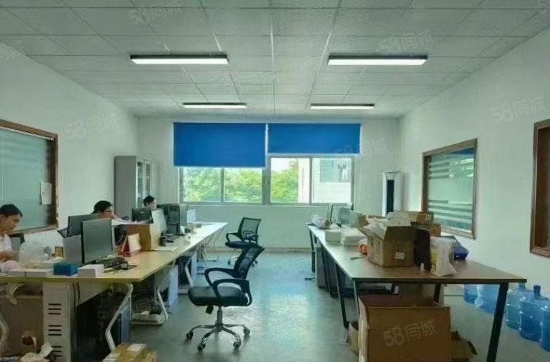 地铁口！宝田工业园500平方至3000平方可分租厂房出租仓库